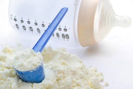 Beneficiile laptelui praf Topfer cu ingrediente organice: Implicații pentru sănătatea bebelușului