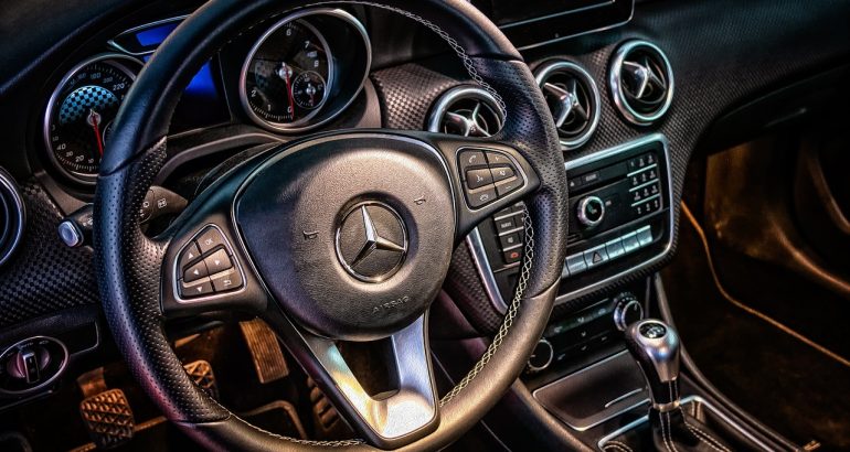 Mercedes